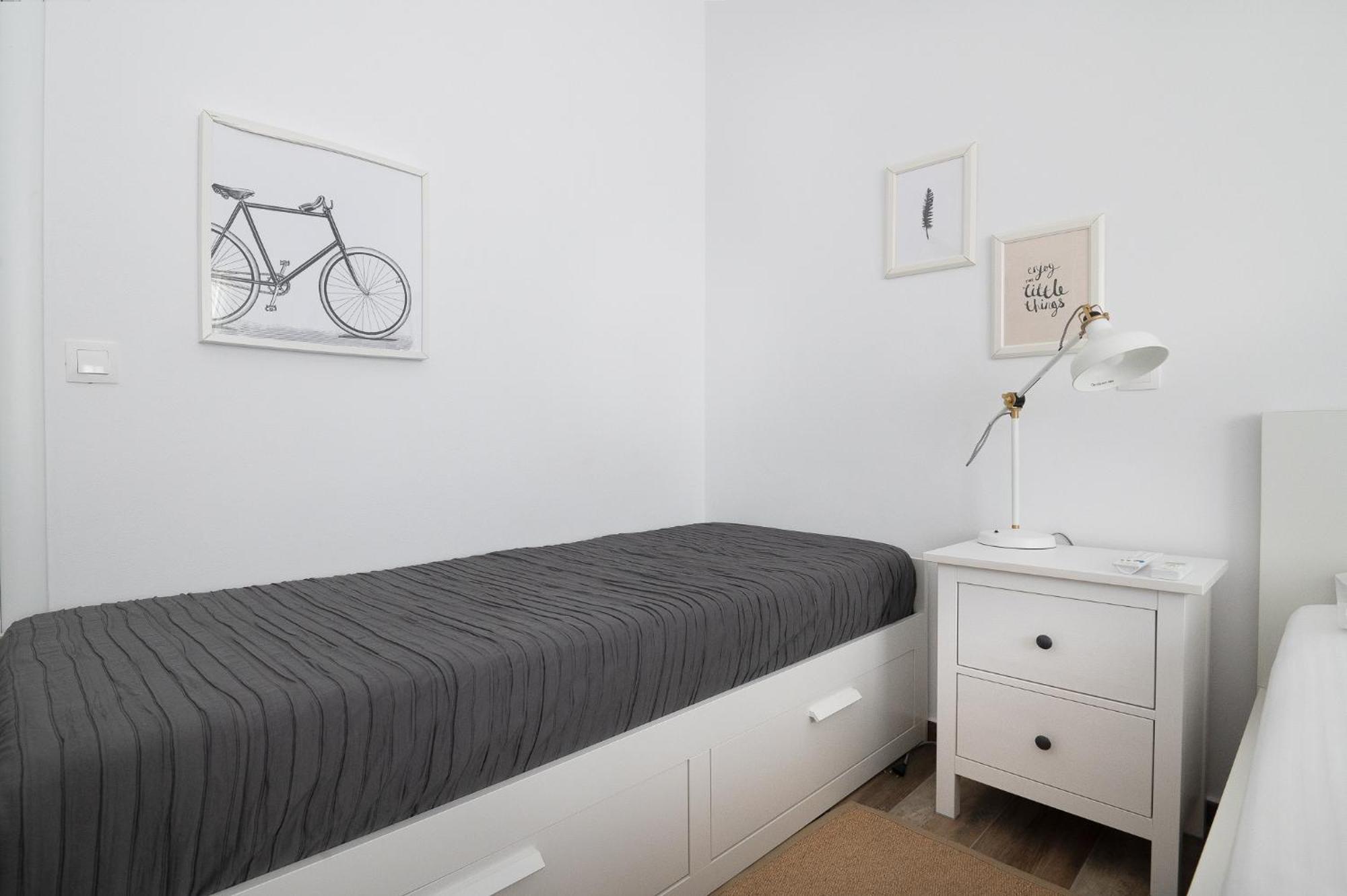 Pouletis Family Apartments - Akroyali Seaview Getaways Kalamata Ngoại thất bức ảnh