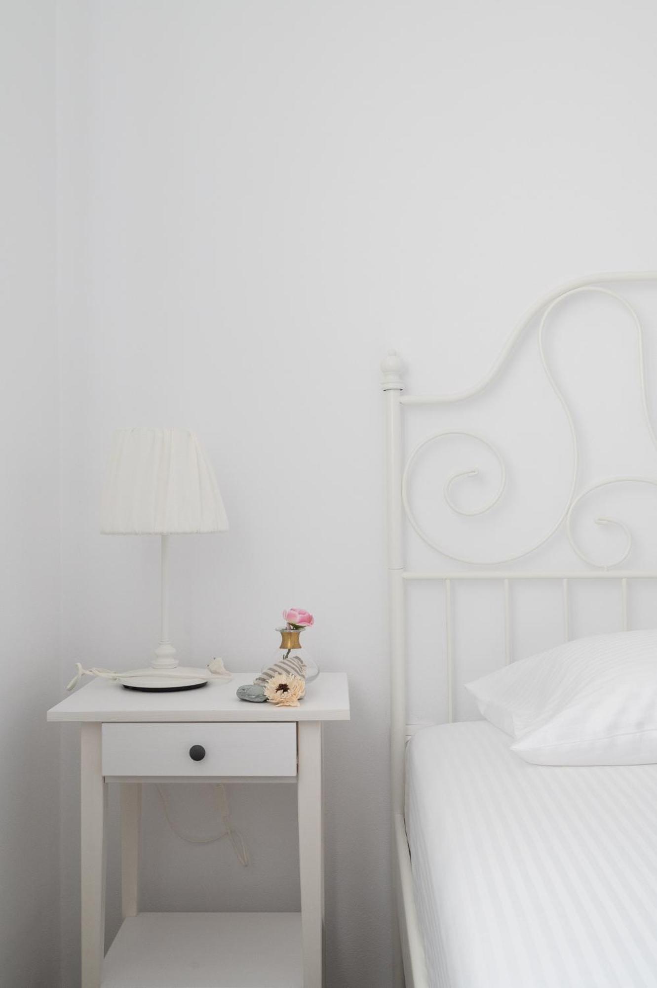 Pouletis Family Apartments - Akroyali Seaview Getaways Kalamata Phòng bức ảnh