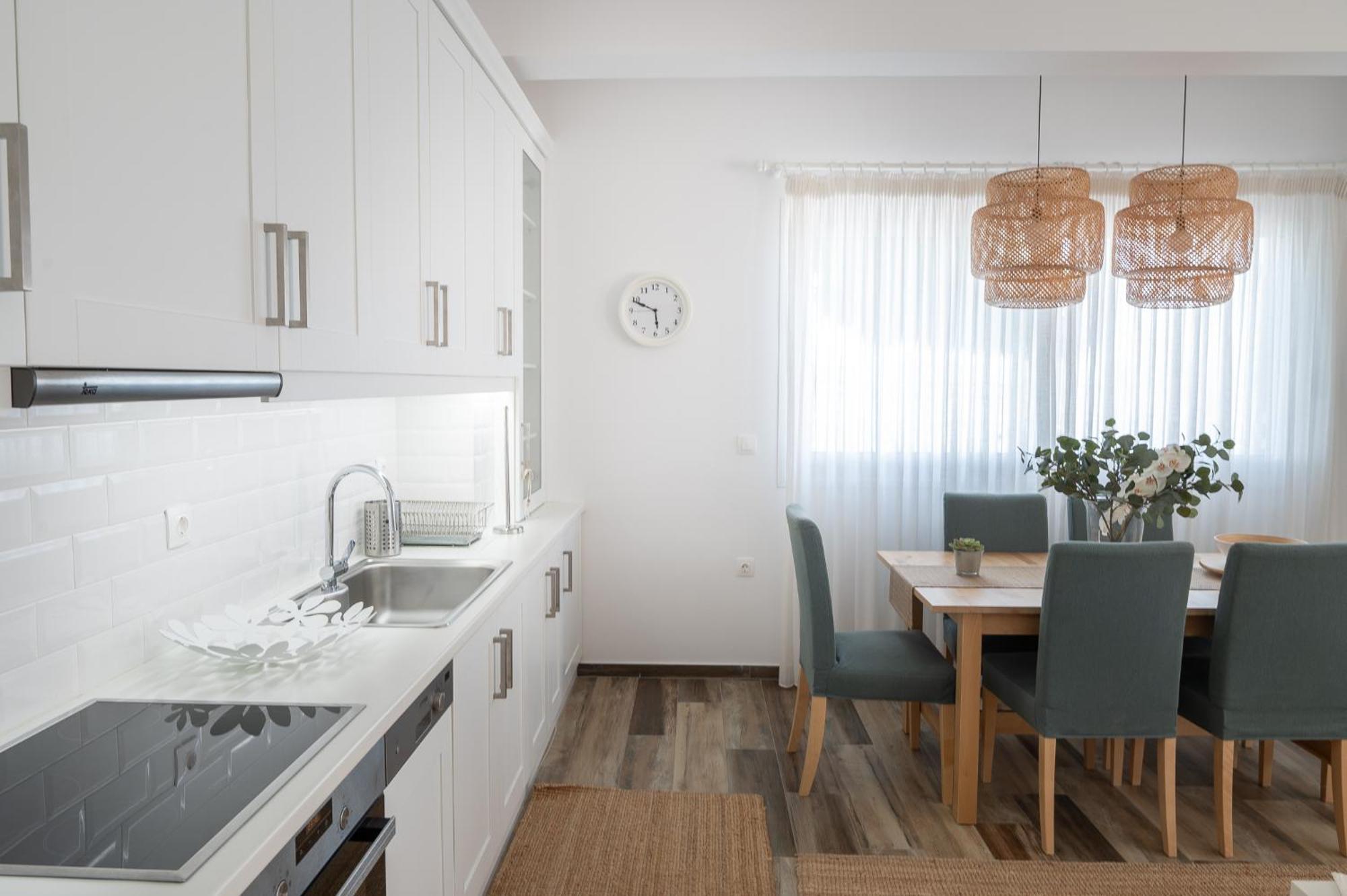 Pouletis Family Apartments - Akroyali Seaview Getaways Kalamata Phòng bức ảnh